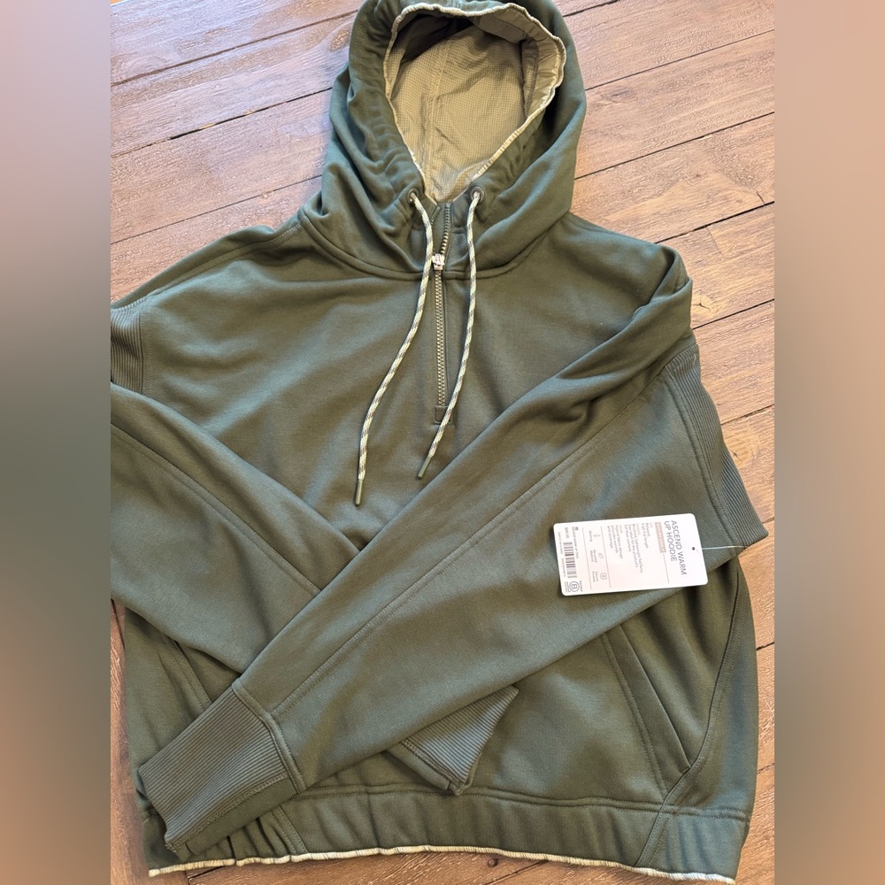NWT Athleta ASCEND WARM UP HOODIE